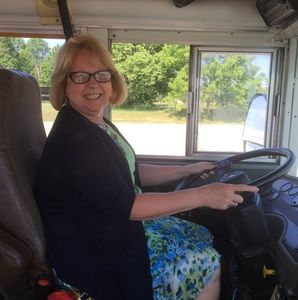 Meet your Posher, Loretta